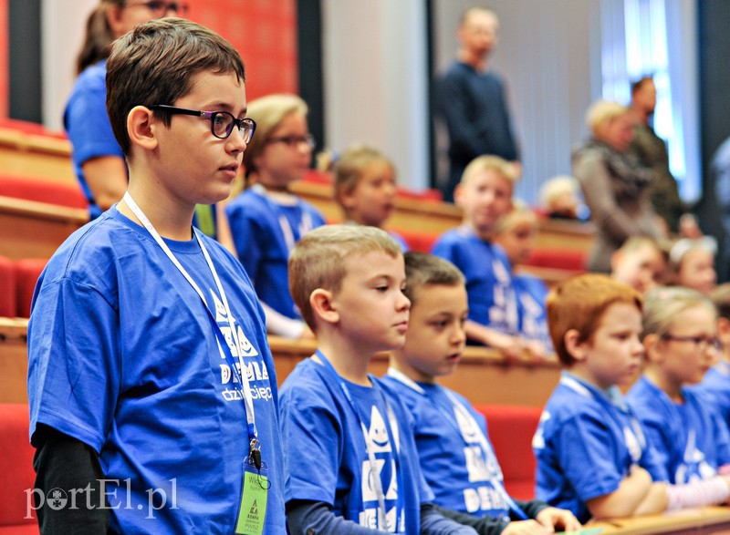 Mali studenci w krainie nauki zdjęcie nr 138634