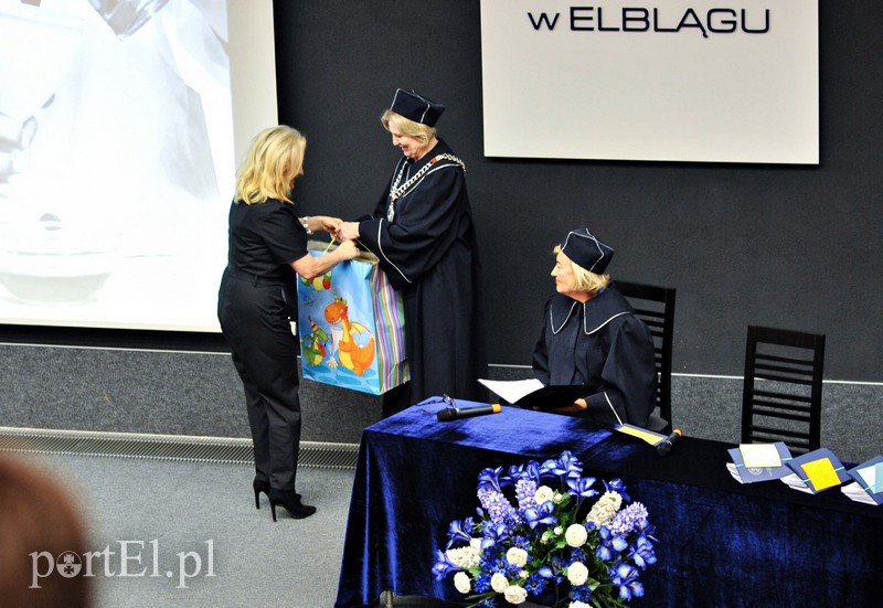 Mali studenci w krainie nauki zdjęcie nr 138633