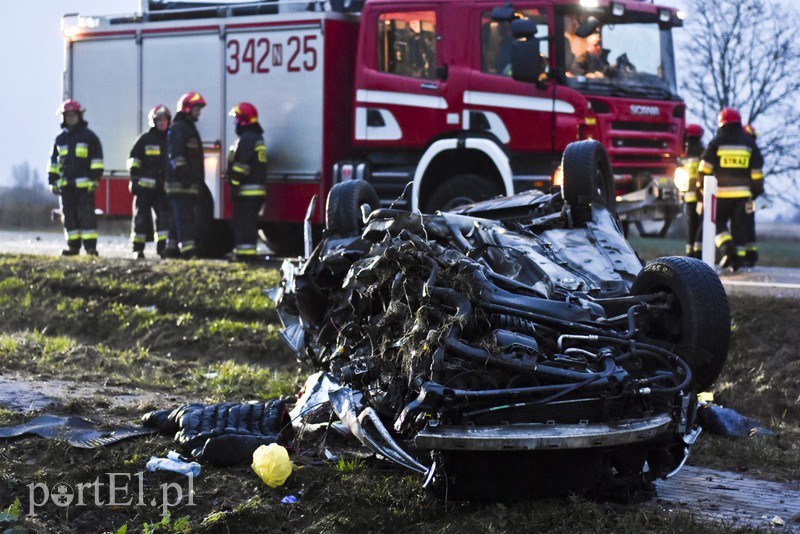 Tragiczny wypadek na drodze nr 7 zdjęcie nr 139333