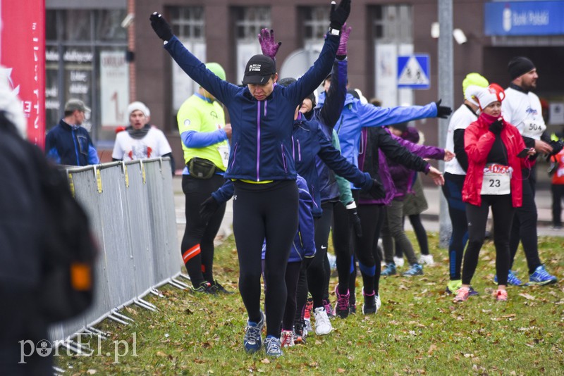Rekordowy Bieg Niepodległości, biegacz z Olsztyna najszybszy zdjęcie nr 139649