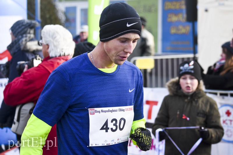 Rekordowy Bieg Niepodległości, biegacz z Olsztyna najszybszy zdjęcie nr 139693