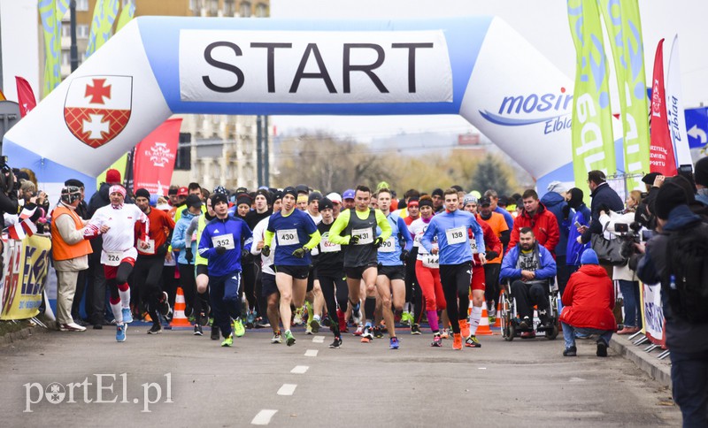 Rekordowy Bieg Niepodległości, biegacz z Olsztyna najszybszy zdjęcie nr 139658