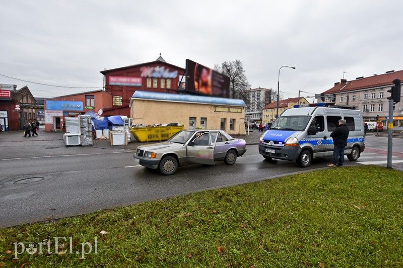 Potrącenie na Grunwaldzkiej, 58-latka trafiła do szpitala zdjęcie nr 140037