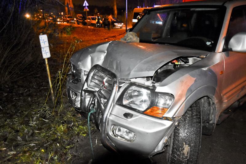 Czołówka z ciężarówką w Dąbrowie zdjęcie nr 140053