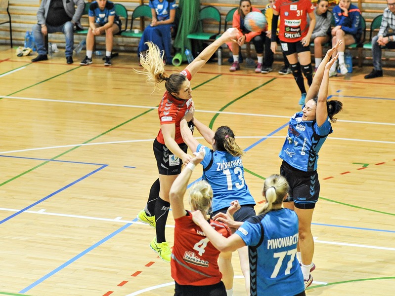 Kram Start wygrywa w Kościerzynie zdjęcie nr 140074