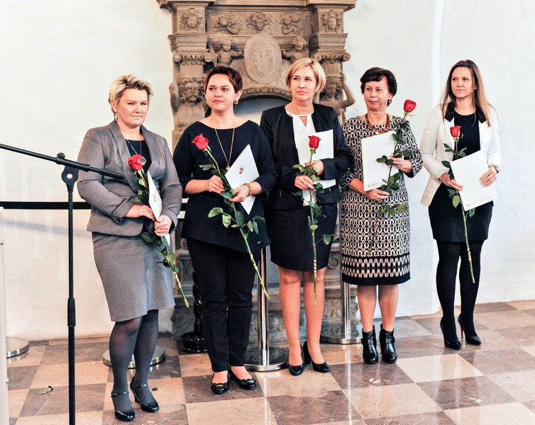 Im jest bliżej do innych ludzi zdjęcie nr 140276