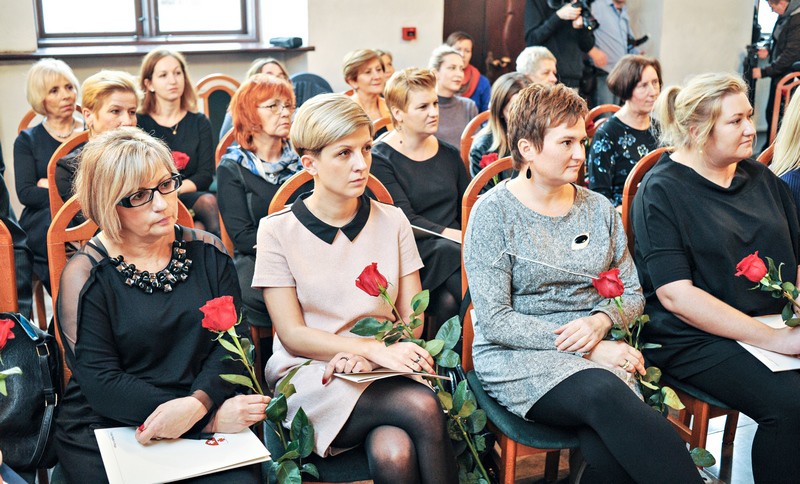 Im jest bliżej do innych ludzi zdjęcie nr 140280