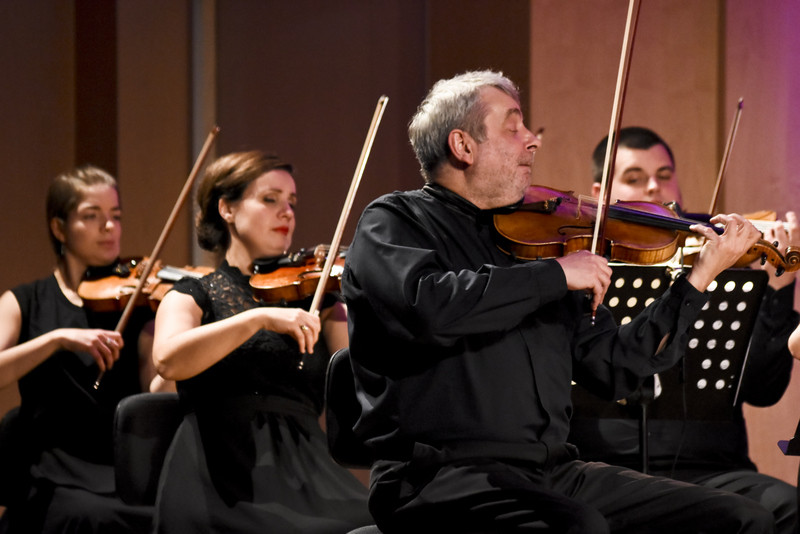 Z koncertów parkowych na salony zdjęcie nr 140656