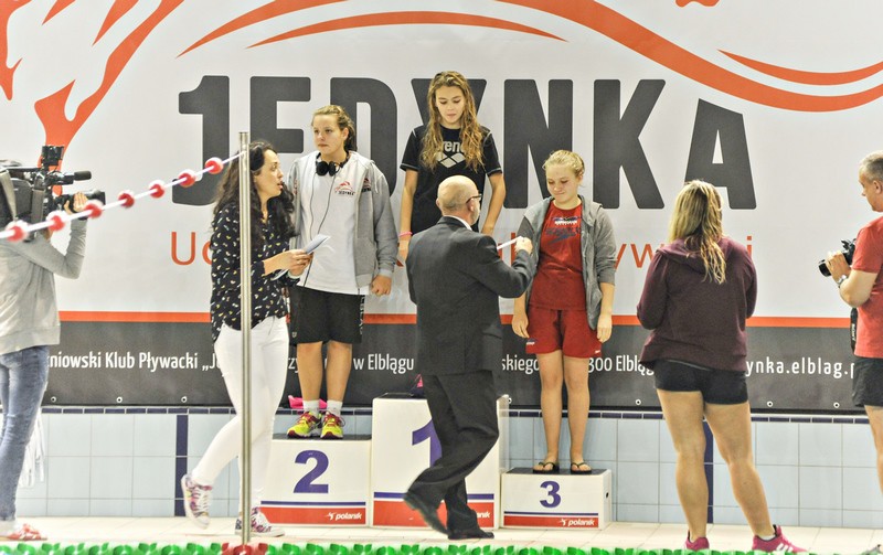 Pływacy z województwa rywalizują w Elblągu zdjęcie nr 140736