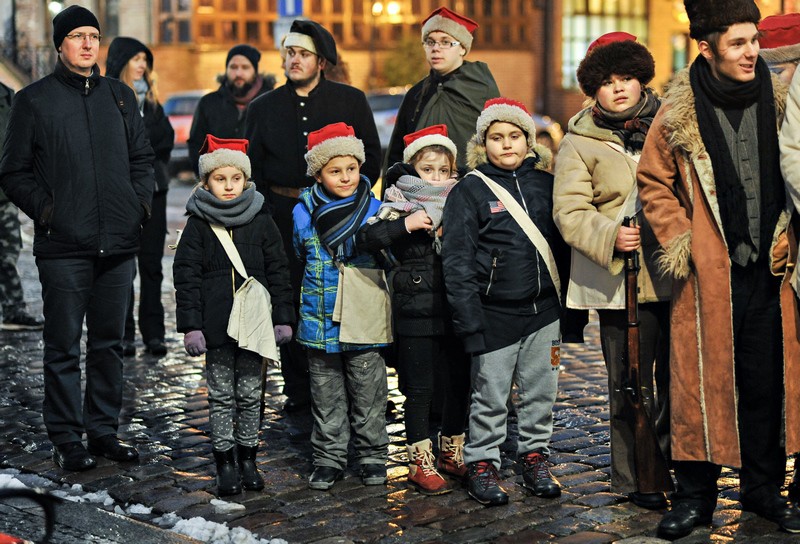 Maszerowali, jak kiedyś podchorążowie zdjęcie nr 140900