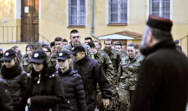 Maszerowali, jak kiedyś podchorążowie zdjęcie nr 140894