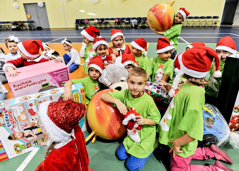 Mikołaj odwiedził przedszkolaków zdjęcie nr 141231