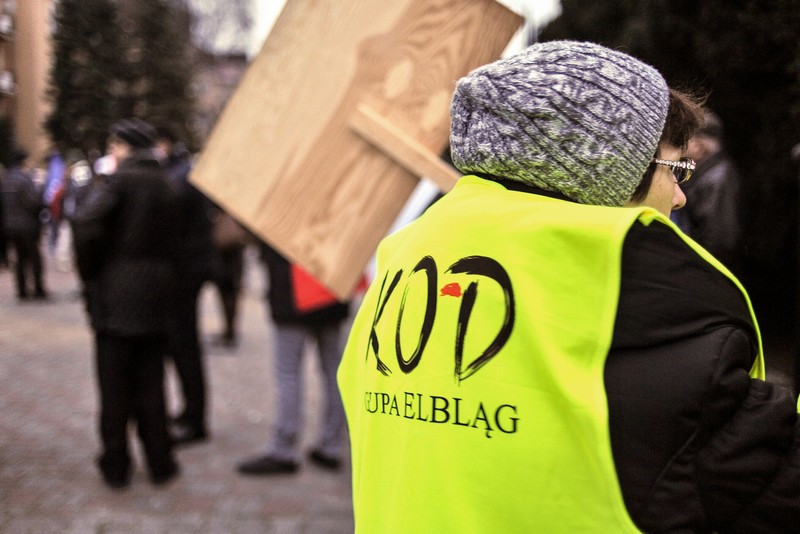 Protestowali przeciwko rządowi PiS: - Czujemy się zagrożeni zdjęcie nr 141618