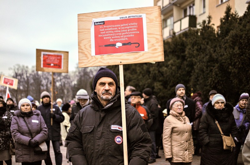 Protestowali przeciwko rządowi PiS: - Czujemy się zagrożeni zdjęcie nr 141620