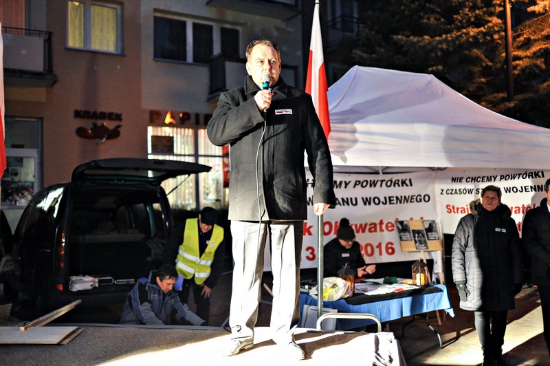 Protestowali przeciwko rządowi PiS: - Czujemy się zagrożeni zdjęcie nr 141644