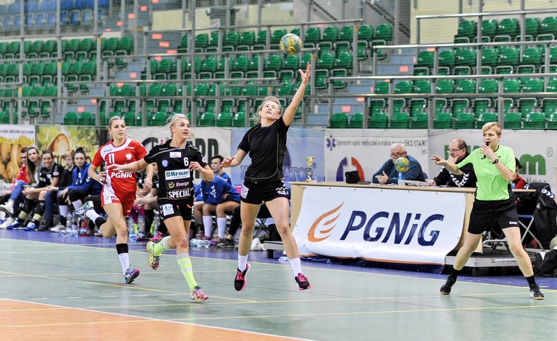 Młode kadrowiczki przegrały ze Startem zdjęcie nr 141787