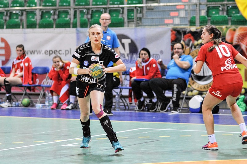 Młode kadrowiczki przegrały ze Startem zdjęcie nr 141792