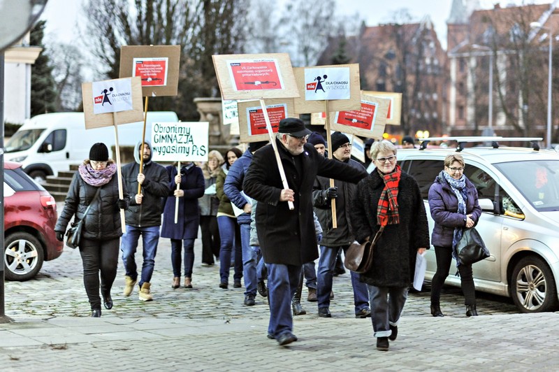 ZaKODowani na "Nie". Tym razem edukacja zdjęcie nr 142138