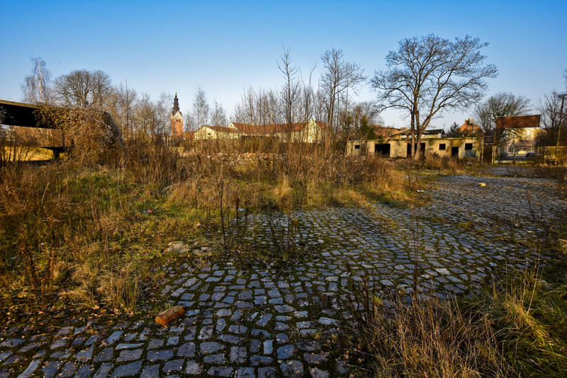 Teren nad rzeką, który trudno sprzedać zdjęcie nr 142226