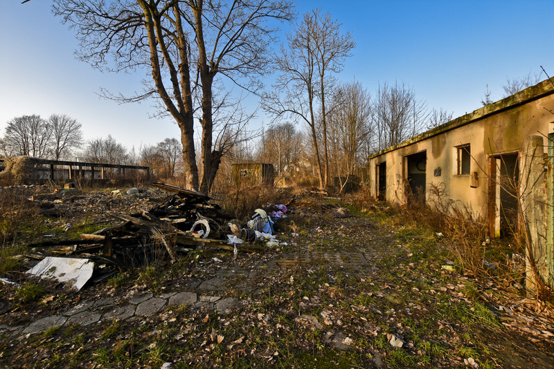 Teren nad rzeką, który trudno sprzedać zdjęcie nr 142212
