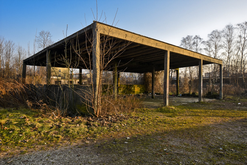 Teren nad rzeką, który trudno sprzedać zdjęcie nr 142208
