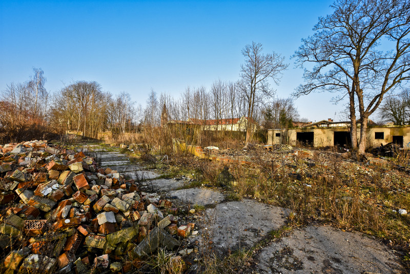 Teren nad rzeką, który trudno sprzedać zdjęcie nr 142211