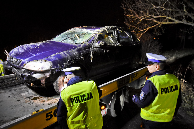 Dachował oplem, miał 2,4 promila zdjęcie nr 142298