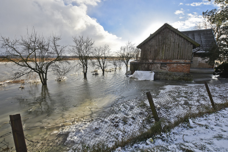 Trwa walka z wodą zdjęcie nr 142679