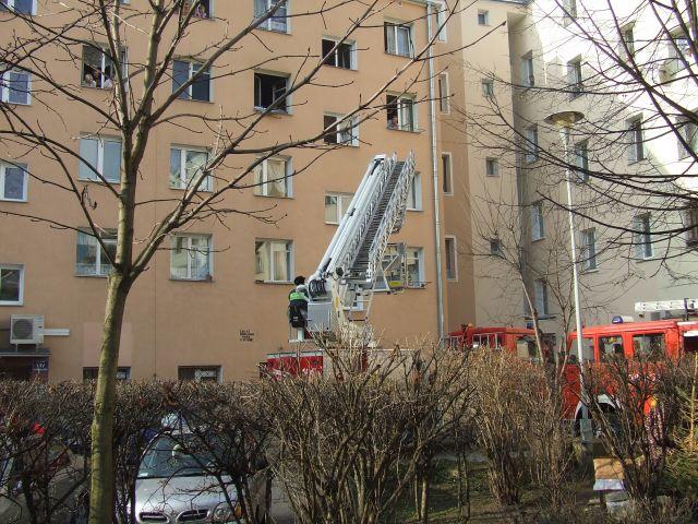 Pożar na Czerwonego Krzyża zdjęcie nr 11178