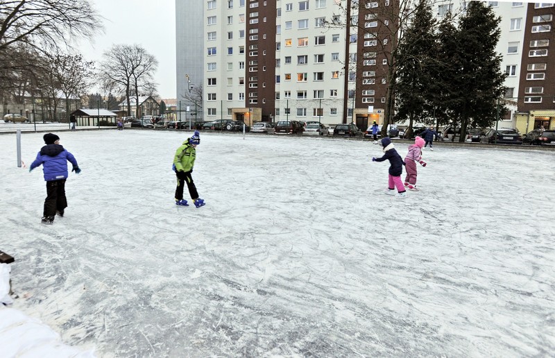 Na Zawadzie można jeździć na łyżwach zdjęcie nr 142991