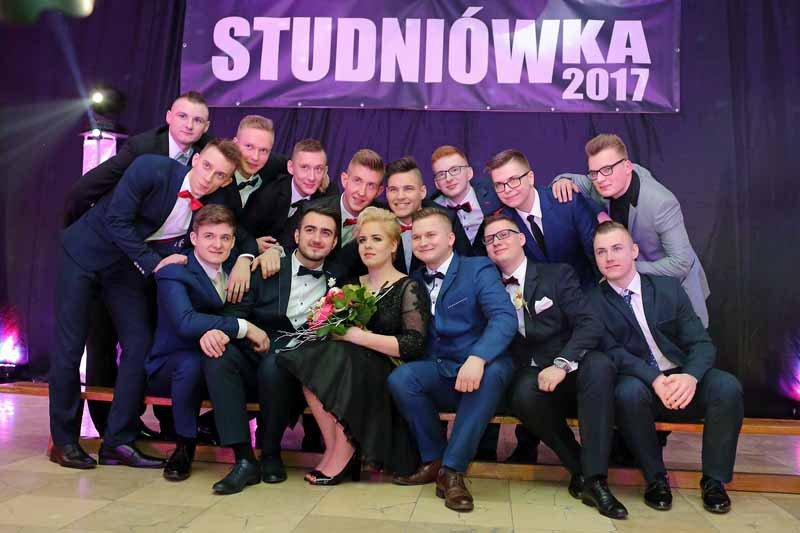 Studniówka w starym stylu zdjęcie nr 144571