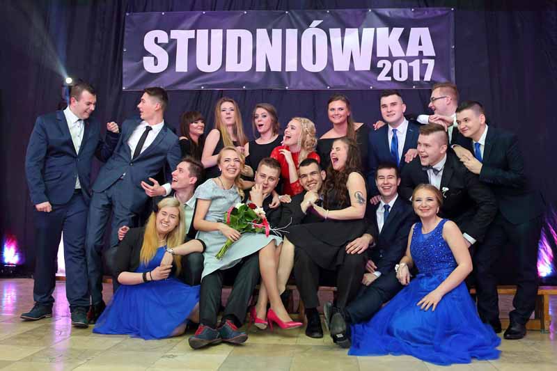 Studniówka w starym stylu zdjęcie nr 144582