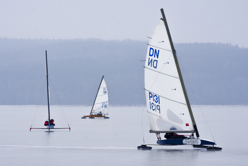 Adrenalina niesiona wiatrem, żaglem i płozami zdjęcie nr 145169