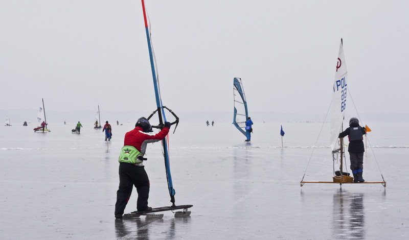 Adrenalina niesiona wiatrem, żaglem i płozami zdjęcie nr 145142