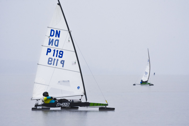 Adrenalina niesiona wiatrem, żaglem i płozami zdjęcie nr 145151