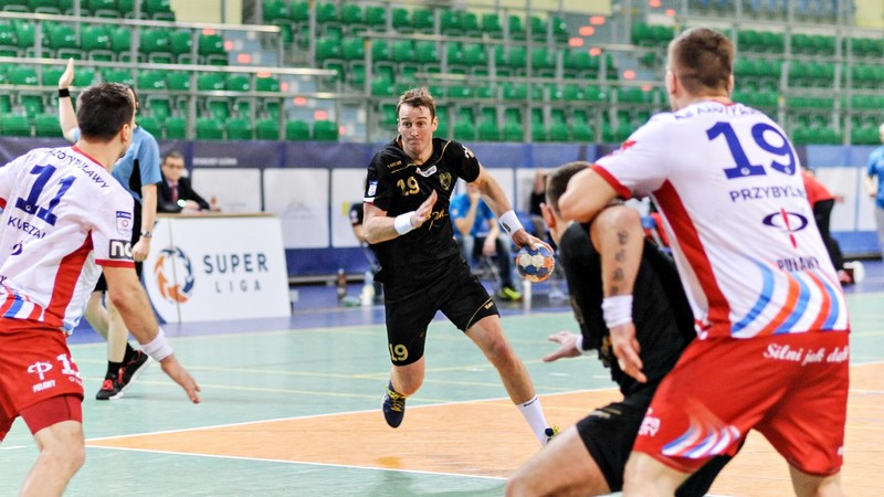 Meblarze odpadli z Pucharu Polski zdjęcie nr 145217