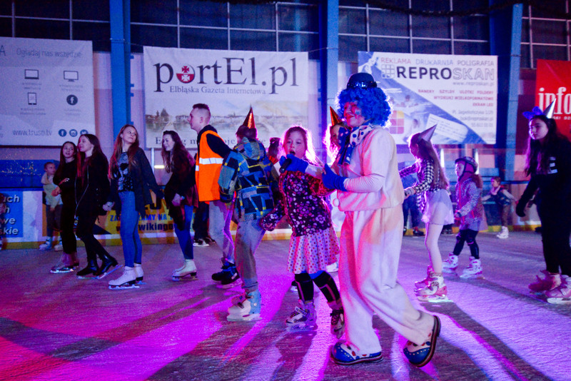 Gorąca zabawa na elbląskim lodowisku zdjęcie nr 145282