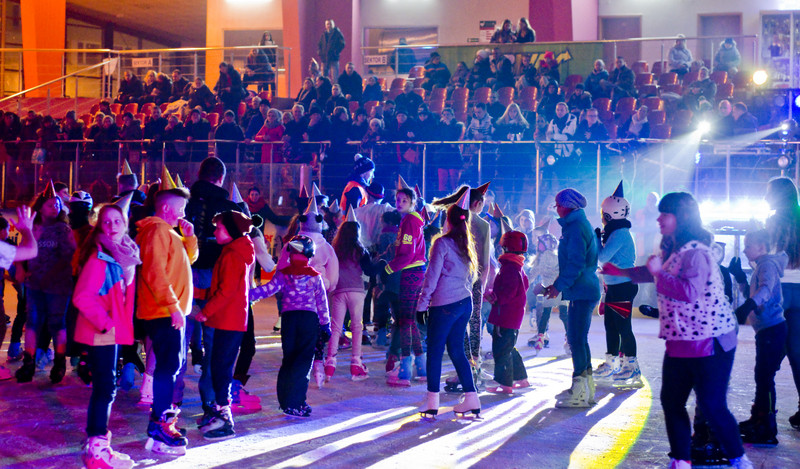 Gorąca zabawa na elbląskim lodowisku zdjęcie nr 145264