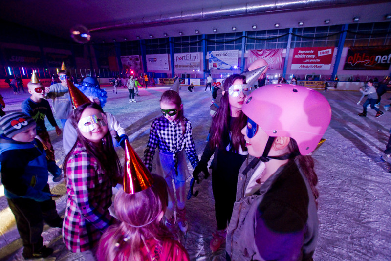 Gorąca zabawa na elbląskim lodowisku zdjęcie nr 145320