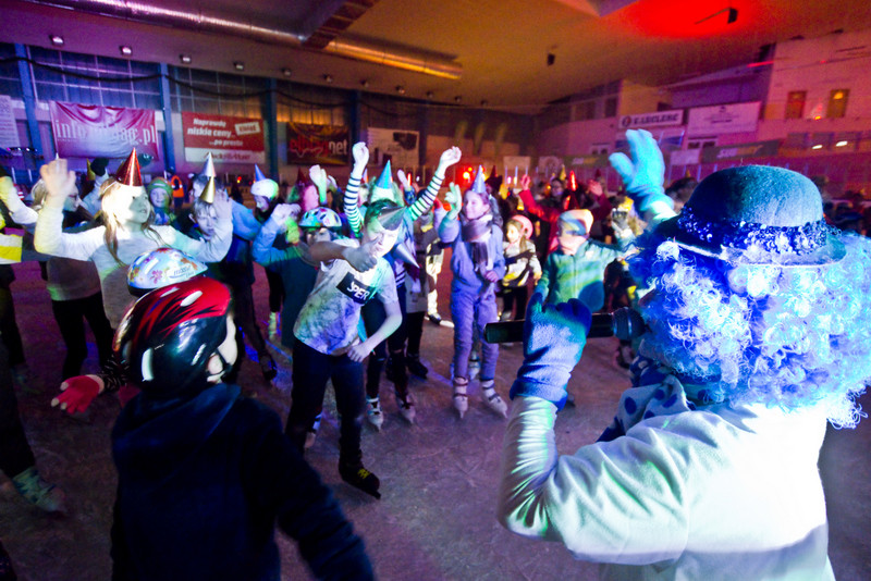 Gorąca zabawa na elbląskim lodowisku zdjęcie nr 145271