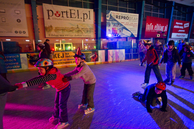 Gorąca zabawa na elbląskim lodowisku zdjęcie nr 145280