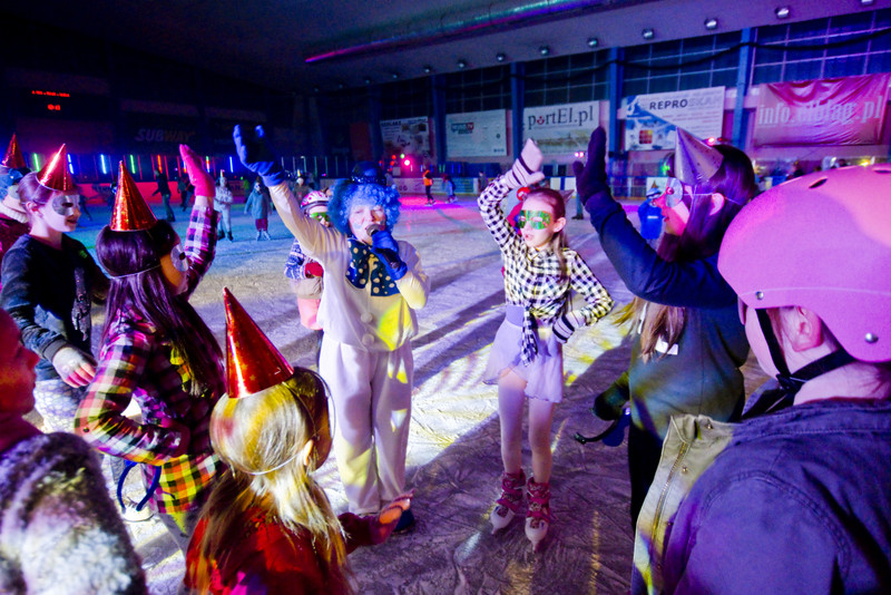 Gorąca zabawa na elbląskim lodowisku zdjęcie nr 145321