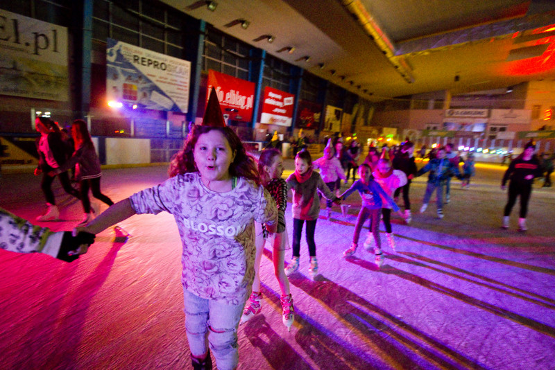 Gorąca zabawa na elbląskim lodowisku zdjęcie nr 145275