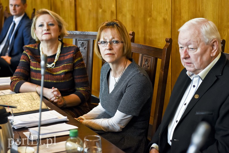 Zobacz relację z sesji Rady Miejskiej zdjęcie nr 145835