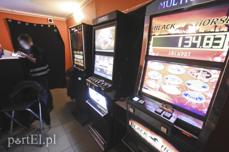 Celnicy uderzyli w punkt. Koniec gry zdjęcie nr 146176