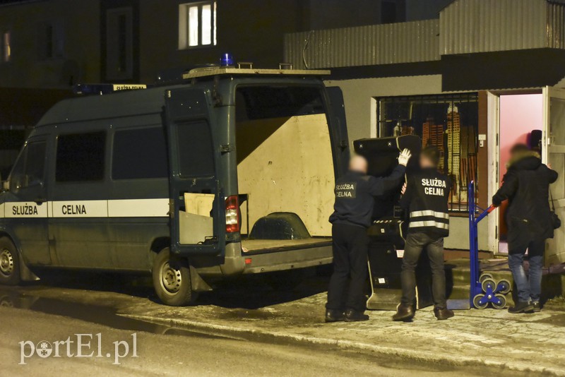 Celnicy uderzyli w punkt. Koniec gry zdjęcie nr 146186