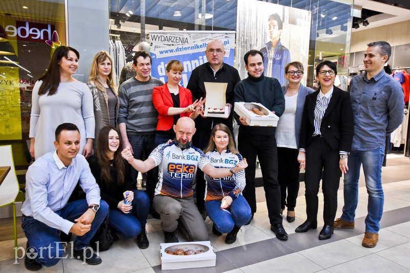 Zjeść górę pączków zdjęcie nr 146212