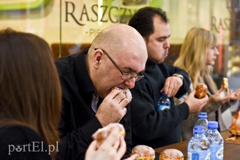 Zjeść górę pączków zdjęcie nr 146204