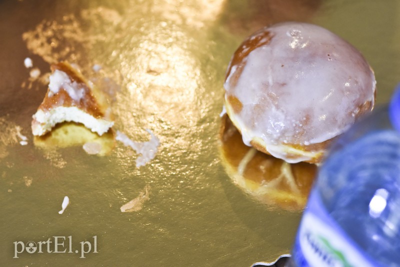 Zjeść górę pączków zdjęcie nr 146208