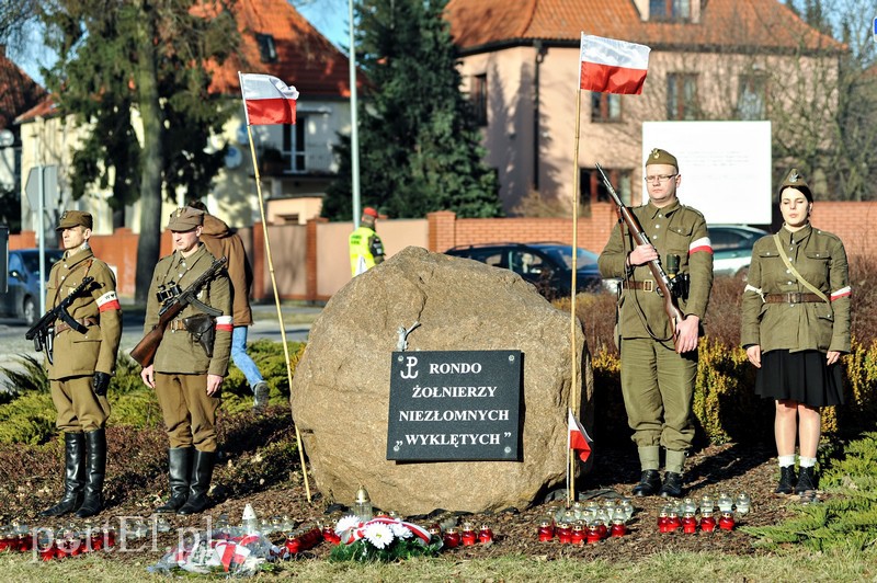 O wilkach, owcach i Żołnierzach Wyklętych zdjęcie nr 146370